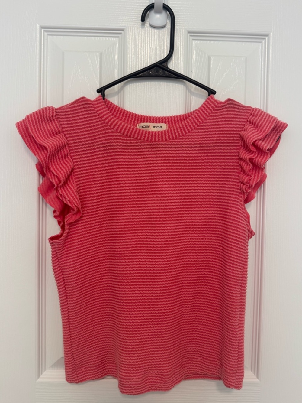 Coral Moa Moa Ruffle Sleeve Top